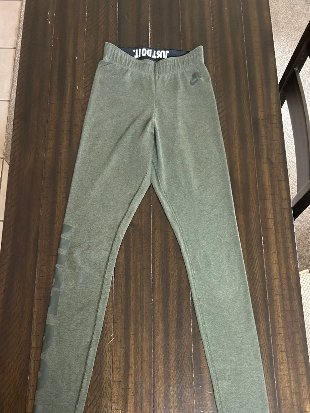 Nike Olive Green 'Just Do It' Leggings